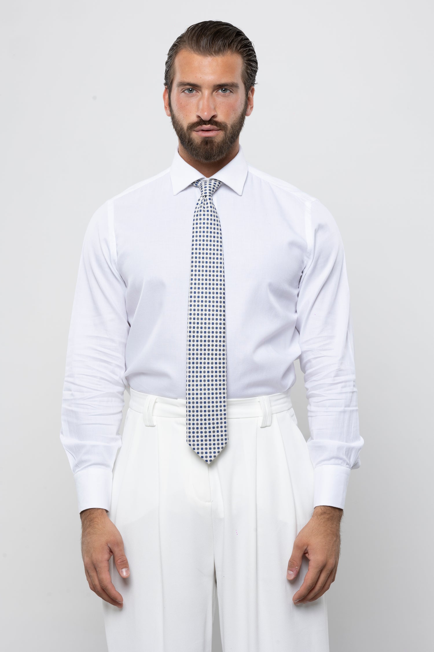 CRAVATTA 3 PIEGHE ITALIANA MICRO FLOREALE – BIANCO E BLU