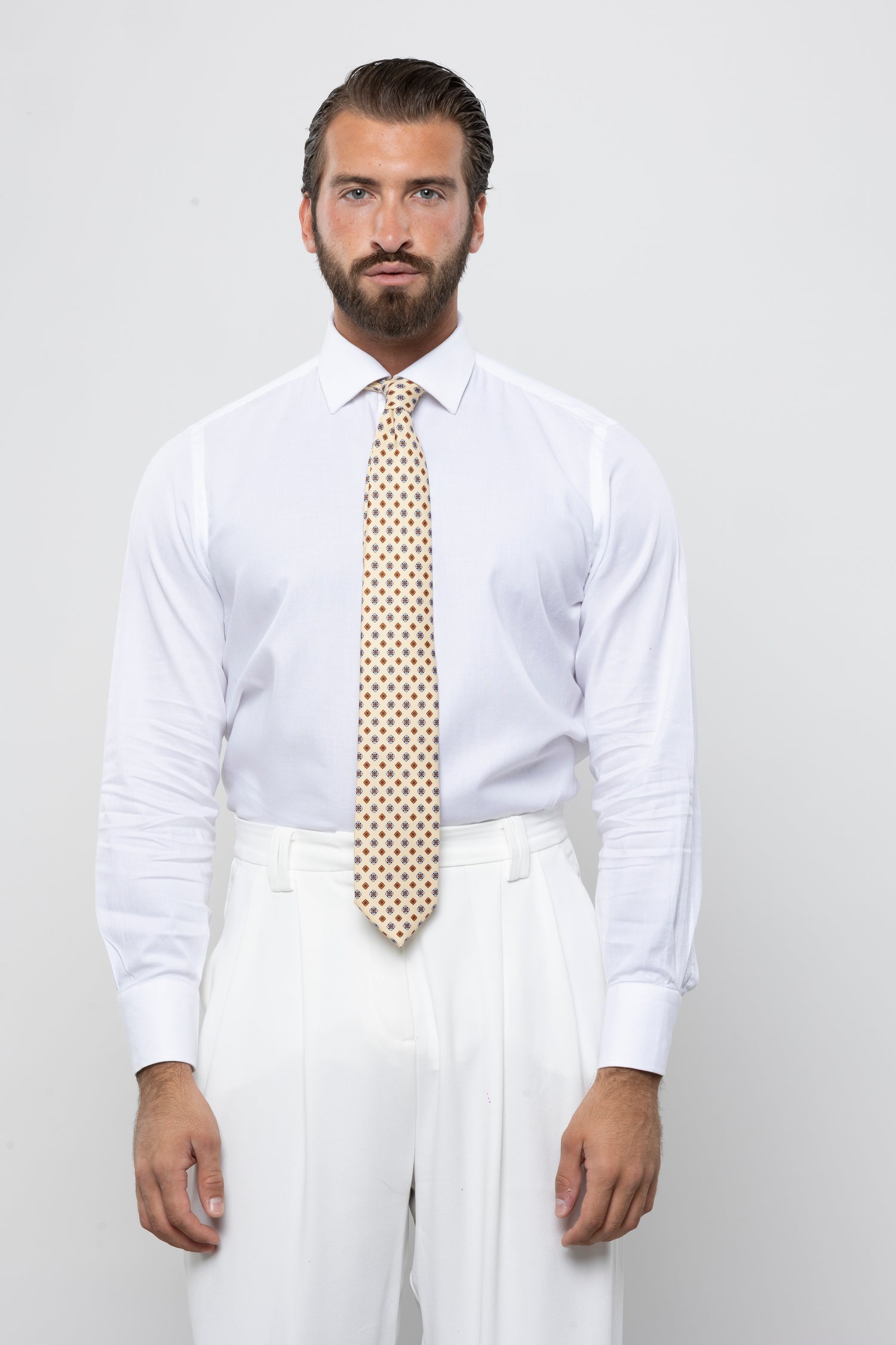 CRAVATTA 3 PIEGHE ITALIANA GEOMETRICA – AVORIO E ARANCIO