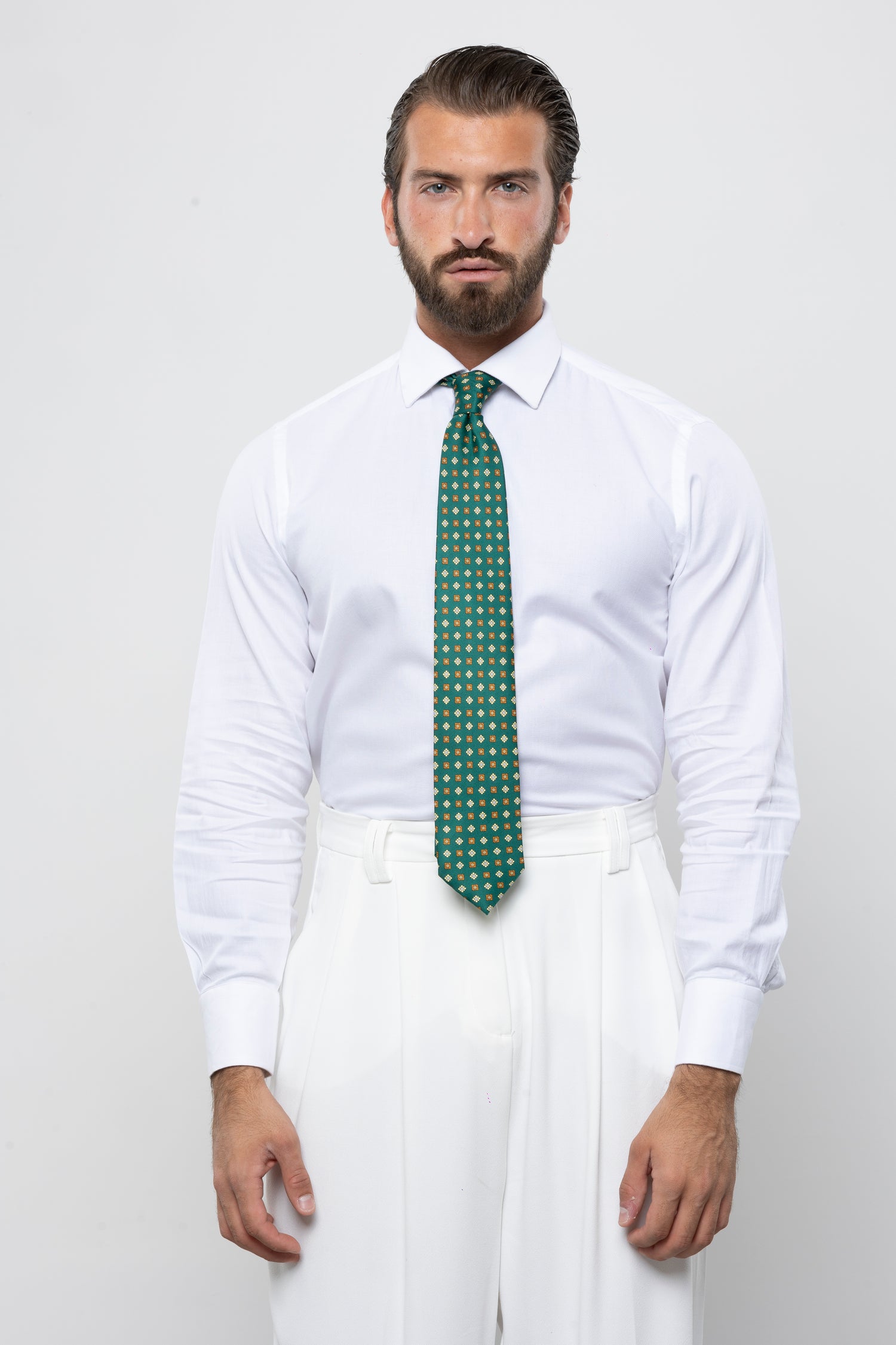 CRAVATTA 3 PIEGHE MICRO GEOMETRICA – VERDE E ARANCIO