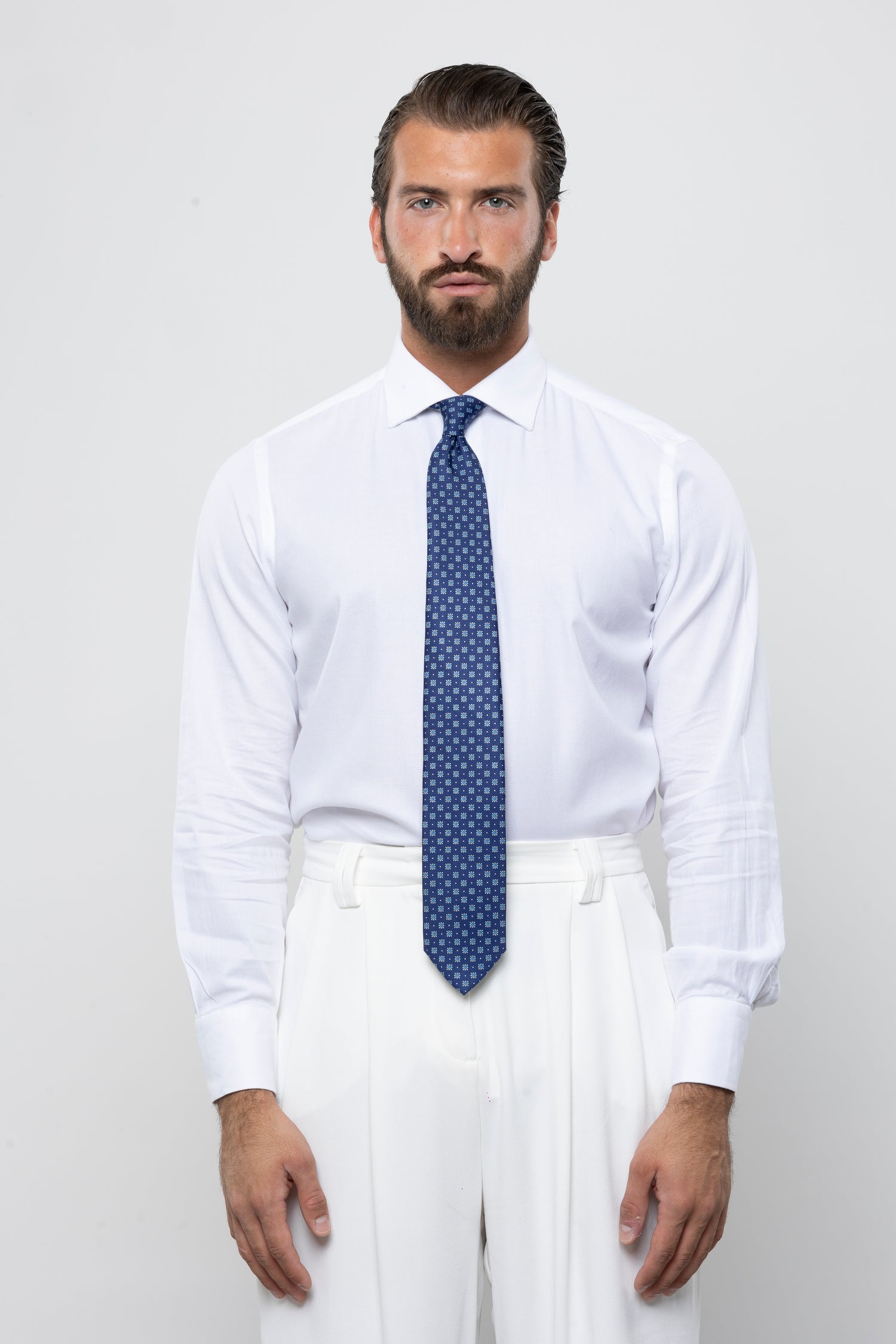 CRAVATTA 3 PIEGHE ITALIANA MICRO MOTIVO GEOMETRICO – BLU E AZZURRO